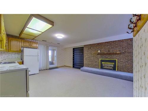 91 Fergus Avenue, Richmond Hill, ON - Indoor Photo Showing Laundry Room