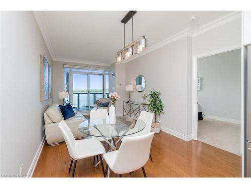 611-90 Orchard Point Road, Orillia, ON - Indoor Photo Showing Dining Room