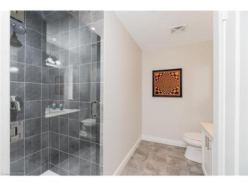 611-90 Orchard Point Road, Orillia, ON - Indoor Photo Showing Bathroom