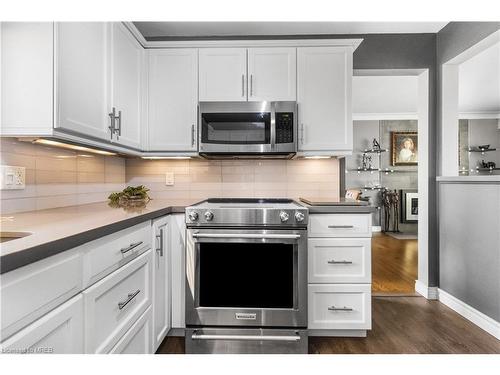 72 Richelieu Drive, St. Catharines, ON - Indoor Photo Showing Kitchen