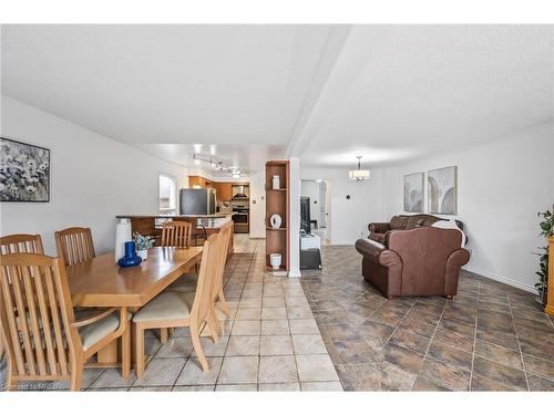 2873 Gulfstream Way, Mississauga, ON - Indoor Photo Showing Dining Room