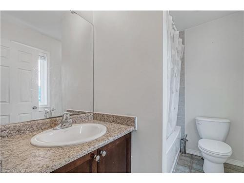 82 Trowbridge Street, Woolwich, ON - Indoor Photo Showing Bathroom