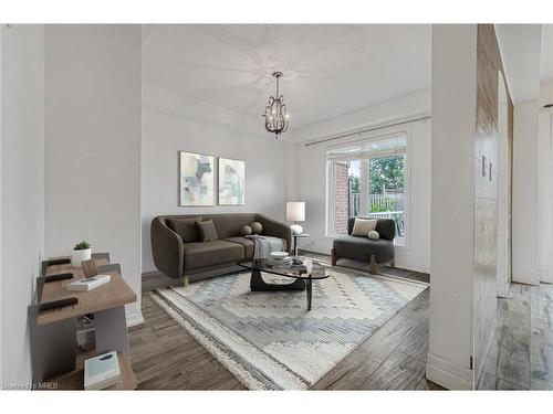 82 Trowbridge Street, Woolwich, ON - Indoor Photo Showing Living Room