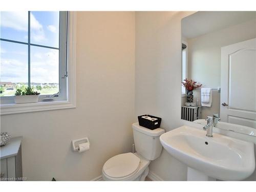 77 Anderson Road, Brantford, ON - Indoor Photo Showing Bathroom