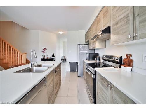 77 Anderson Road, Brantford, ON - Indoor Photo Showing Kitchen With Double Sink