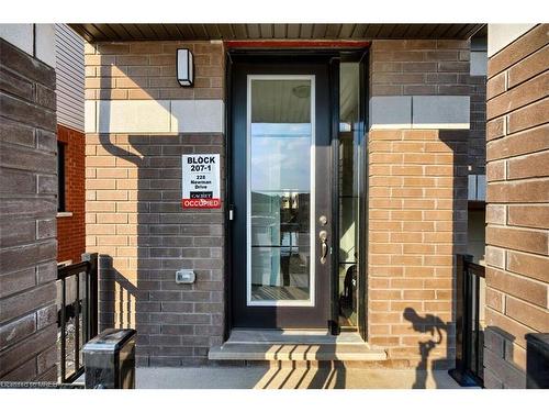 228 Newman Drive, Cambridge, ON - Indoor Photo Showing Other Room