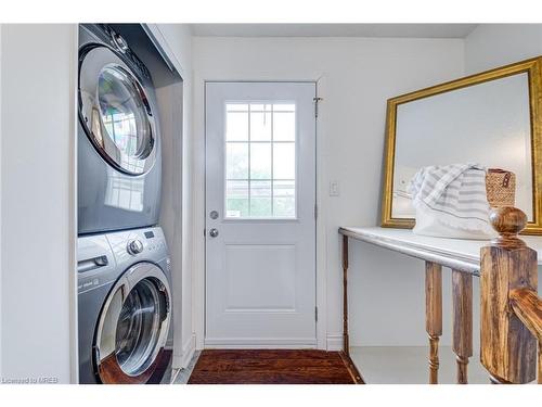 368-3 Everson Drive, Toronto, ON - Indoor Photo Showing Laundry Room