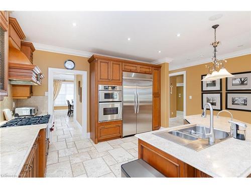 85 Blackburn Drive, Brantford, ON - Indoor Photo Showing Kitchen With Double Sink