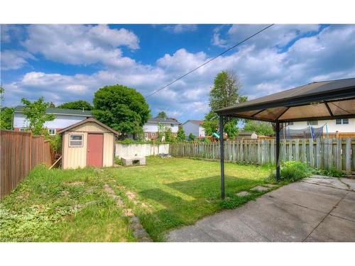 12 Crystal Court, Cambridge, ON - Outdoor With Backyard