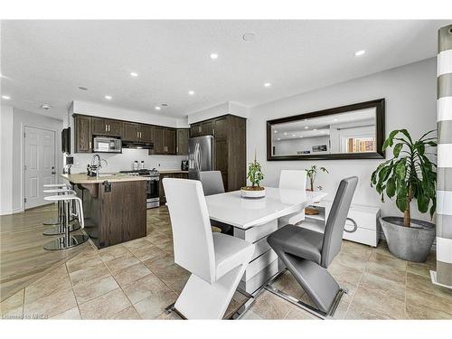 573 Forman Avenue, Stratford, ON - Indoor Photo Showing Dining Room