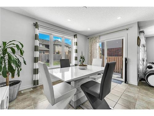 573 Forman Avenue, Stratford, ON - Indoor Photo Showing Dining Room