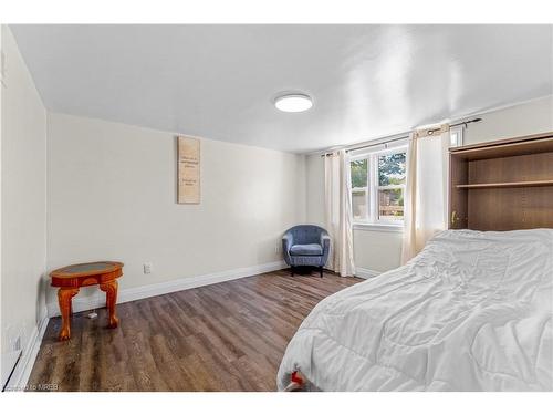 152 Binscarth Road, Kitchener, ON - Indoor Photo Showing Bedroom