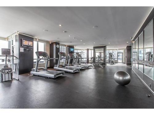 517-20 Blue Jays Way, Toronto, ON - Indoor Photo Showing Gym Room