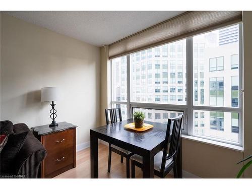 1509-20 Blue Jays Way, Toronto, ON - Indoor Photo Showing Dining Room