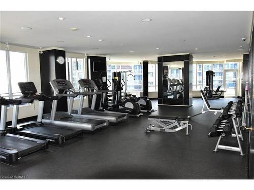 1509-20 Blue Jays Way, Toronto, ON - Indoor Photo Showing Gym Room