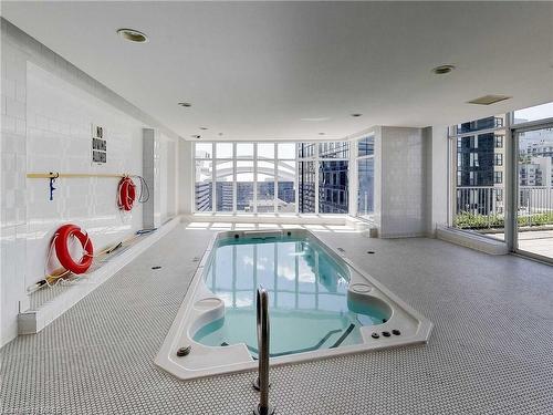 1435-250 Wellington Street W, Toronto, ON - Indoor Photo Showing Other Room With In Ground Pool