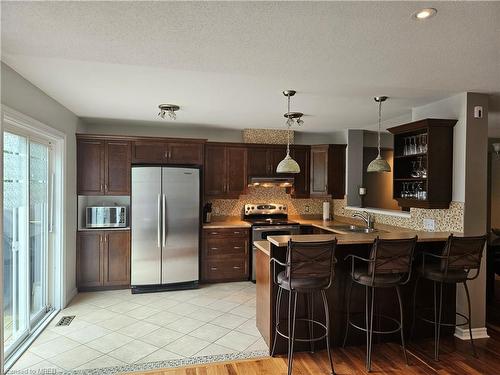 503 Rosehill Avenue, Ottawa, ON - Indoor Photo Showing Kitchen