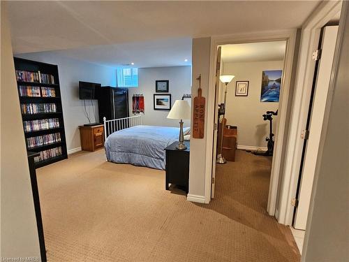 503 Rosehill Avenue, Ottawa, ON - Indoor Photo Showing Bedroom