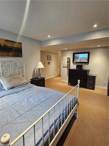 503 Rosehill Avenue, Ottawa, ON - Indoor Photo Showing Bedroom