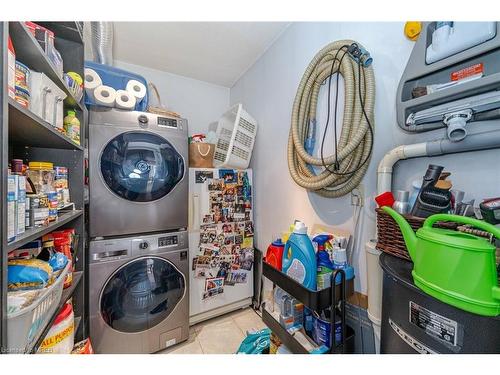 1605-55 Kingsbridge Garden Circle, Mississauga, ON - Indoor Photo Showing Laundry Room