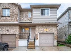 11 Vennio Lane  Hamilton, ON L9B 2Y7