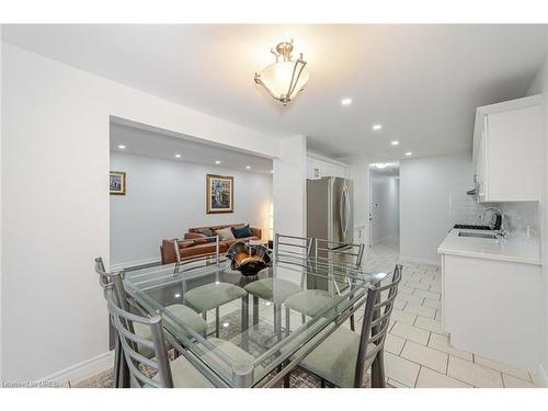 11 Vennio Lane, Hamilton, ON - Indoor Photo Showing Dining Room