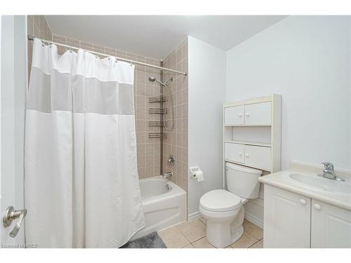 11 Vennio Lane, Hamilton, ON - Indoor Photo Showing Bathroom