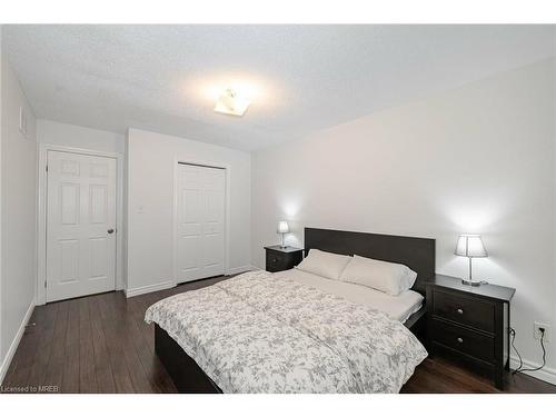 11 Vennio Lane, Hamilton, ON - Indoor Photo Showing Bedroom