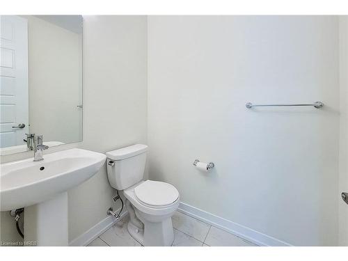 28 Hawick Crescent, Haldimand, ON - Indoor Photo Showing Bathroom