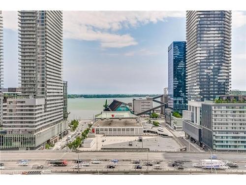 1413-1 Market Street, Toronto, ON - Outdoor With Facade