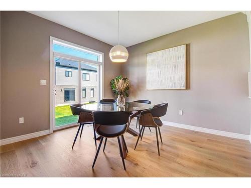 39 Broadacre Drive, Kitchener, ON - Indoor Photo Showing Dining Room