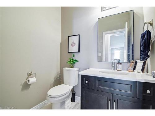 39 Broadacre Drive, Kitchener, ON - Indoor Photo Showing Dining Room