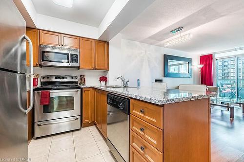 1703-335 Rathburn Road W, Mississauga, ON - Indoor Photo Showing Kitchen With Stainless Steel Kitchen