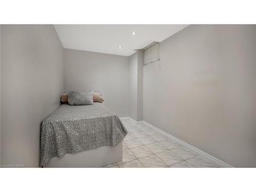 12 Herkes Drive, Brampton, ON - Indoor Photo Showing Bedroom