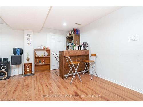 4007 Chicory Court, Mississauga, ON - Indoor Photo Showing Other Room