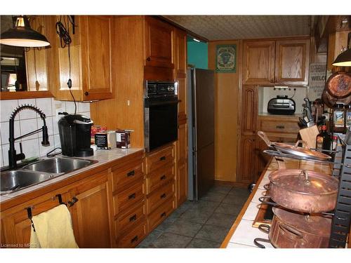 1670 Forest Lake Road, Sundridge, ON - Indoor Photo Showing Kitchen With Double Sink