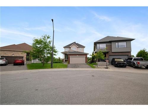 632 Bridleglen Crescent Crescent, Ottawa, ON - Outdoor