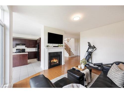 632 Bridleglen Crescent Crescent, Ottawa, ON - Indoor Photo Showing Living Room