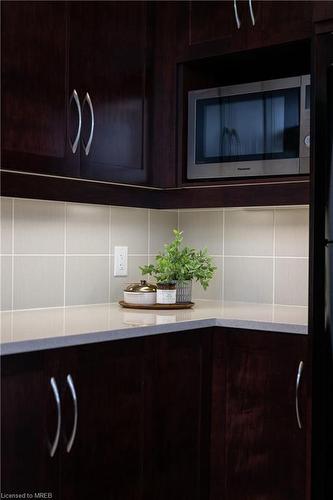 632 Bridleglen Crescent Crescent, Ottawa, ON - Indoor Photo Showing Kitchen