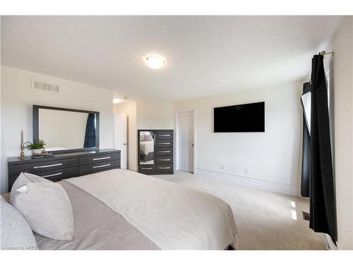 632 Bridleglen Crescent Crescent, Ottawa, ON - Indoor Photo Showing Bedroom