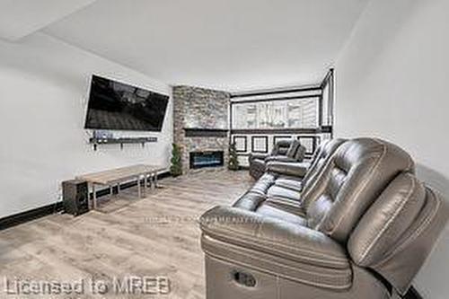 113-120 Bell Farm Road, Barrie, ON - Indoor With Fireplace