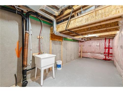 417 Athabasca Common, Oakville, ON - Indoor Photo Showing Basement