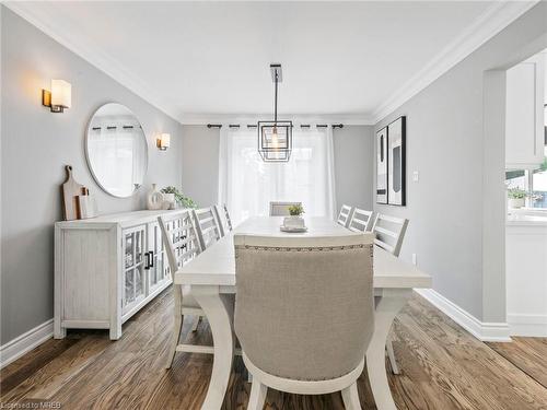 108 Warner Drive, Oakville, ON - Indoor Photo Showing Dining Room