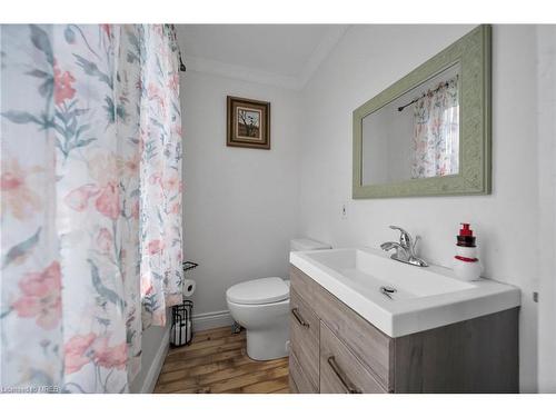 475461 County Road 11 Road, Amaranth, ON - Indoor Photo Showing Bathroom