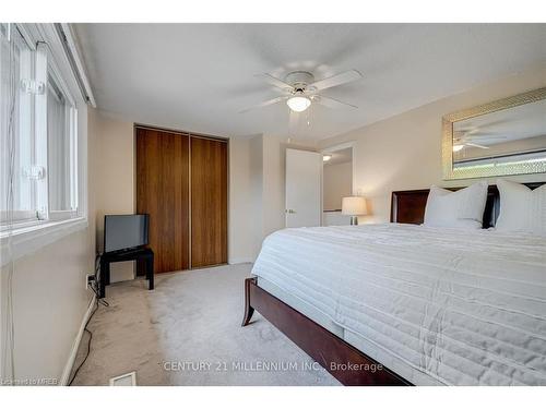 82 Ashton Crescent, Brampton, ON - Indoor Photo Showing Bedroom