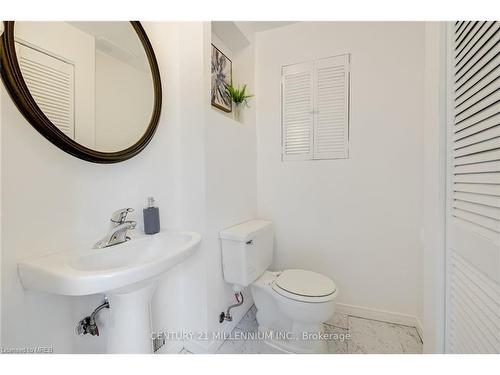 82 Ashton Crescent, Brampton, ON - Indoor Photo Showing Bathroom