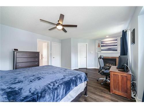 54-5662 Glen Erin Drive, Mississauga, ON - Indoor Photo Showing Bedroom