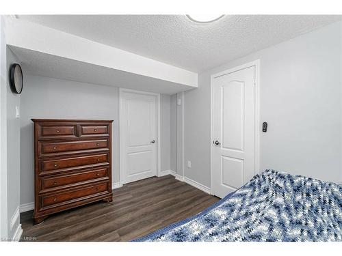 54-5662 Glen Erin Drive, Mississauga, ON - Indoor Photo Showing Bedroom