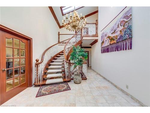 1 Farmer'S Lane, Bolton, ON - Indoor Photo Showing Other Room