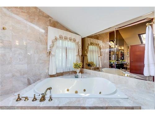 1 Farmer'S Lane, Bolton, ON - Indoor Photo Showing Bathroom